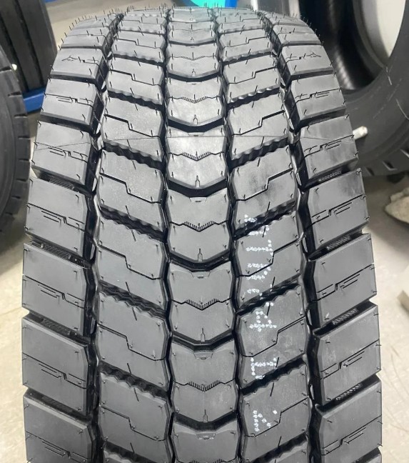 255/70 R22.5 140/137M Lanvigator DL011