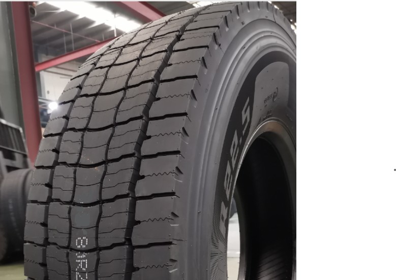 205/75 R17.5 124/122M Unigrip Roadgrip D20