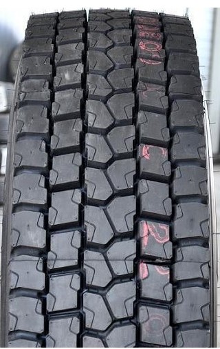 245/70 R19.5 136/134M Pirelli TR 01